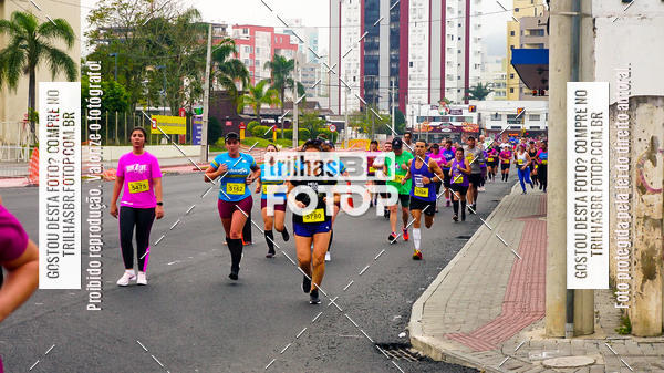 Buy your photos of the eventMeia Maratona de Blumenau on Fotop