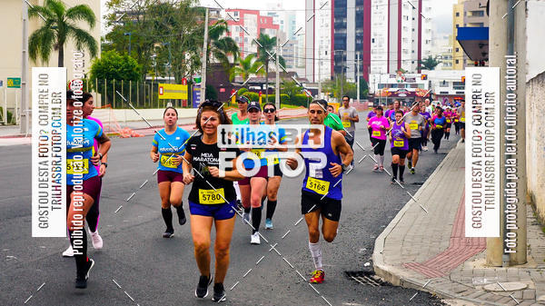 Buy your photos of the eventMeia Maratona de Blumenau on Fotop