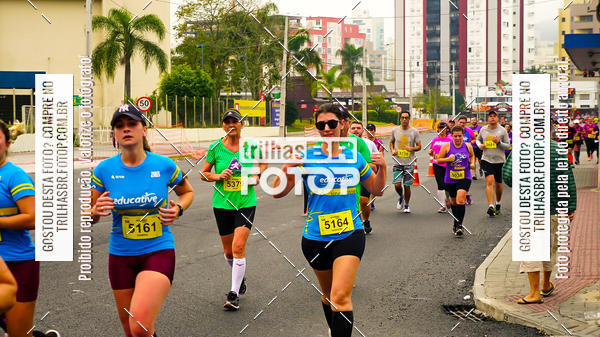 Buy your photos of the eventMeia Maratona de Blumenau on Fotop