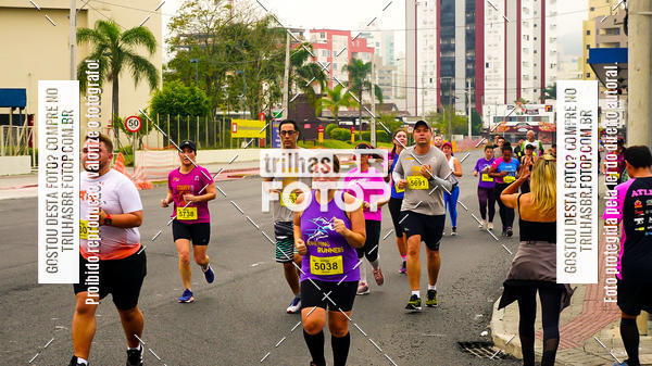 Buy your photos of the eventMeia Maratona de Blumenau on Fotop