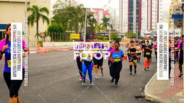 Buy your photos of the eventMeia Maratona de Blumenau on Fotop