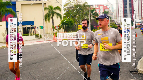 Buy your photos of the eventMeia Maratona de Blumenau on Fotop