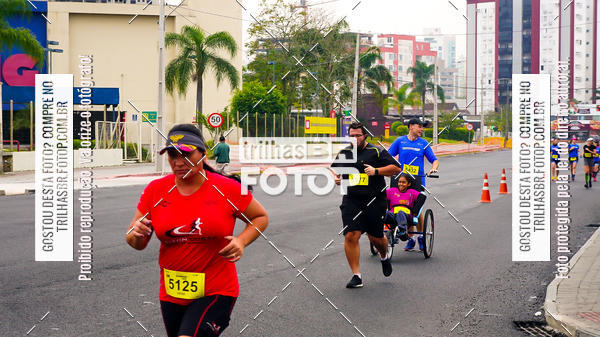 Buy your photos of the eventMeia Maratona de Blumenau on Fotop