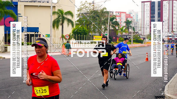 Buy your photos of the eventMeia Maratona de Blumenau on Fotop