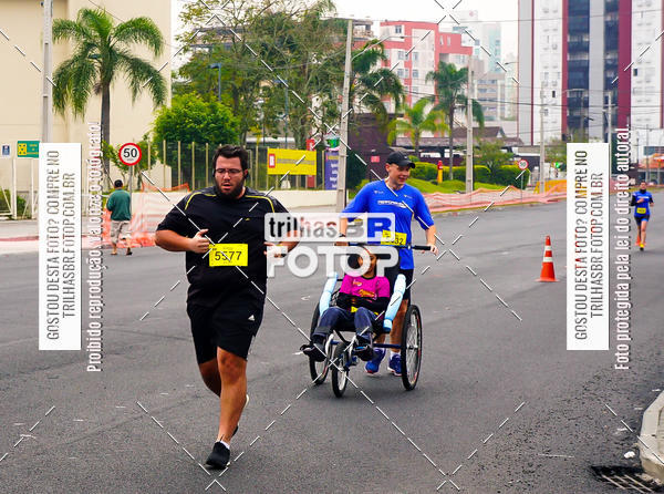 Buy your photos of the eventMeia Maratona de Blumenau on Fotop