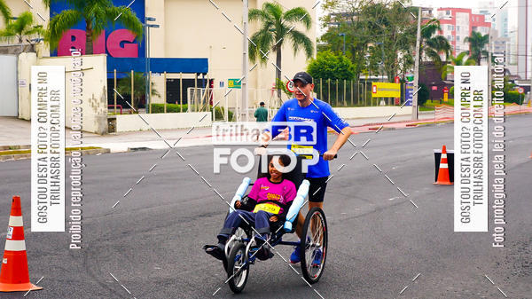 Buy your photos of the eventMeia Maratona de Blumenau on Fotop