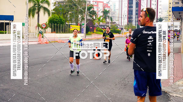 Buy your photos of the eventMeia Maratona de Blumenau on Fotop