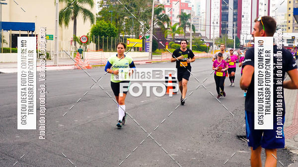 Buy your photos of the eventMeia Maratona de Blumenau on Fotop