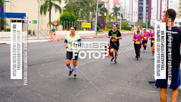 Buy your photos of the eventMeia Maratona de Blumenau on Fotop