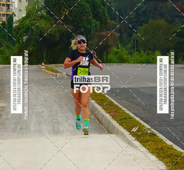 Buy your photos of the eventMeia Maratona de Blumenau on Fotop