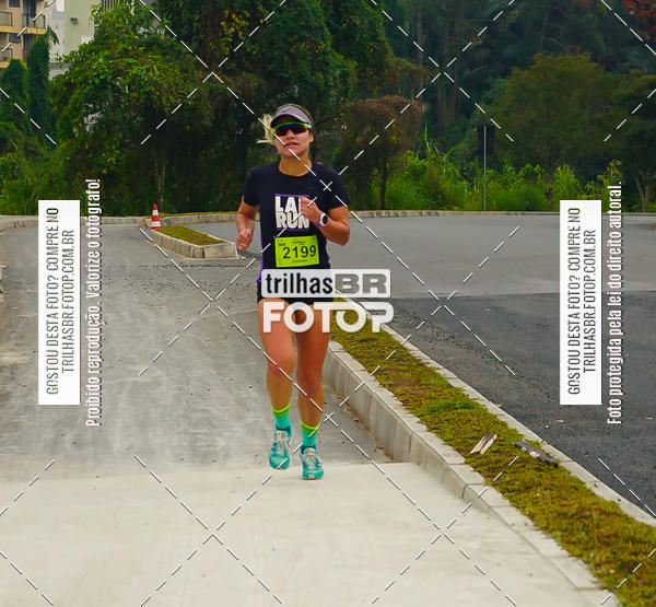 Buy your photos of the eventMeia Maratona de Blumenau on Fotop