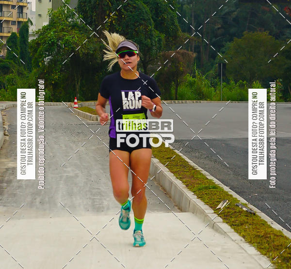 Buy your photos of the eventMeia Maratona de Blumenau on Fotop