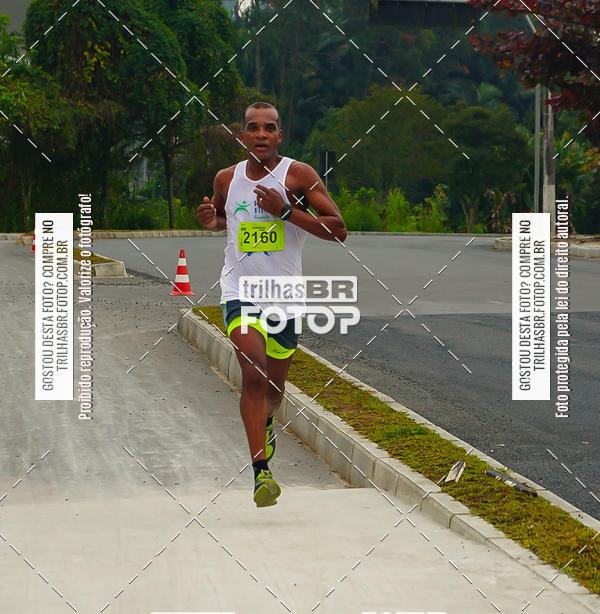 Buy your photos of the eventMeia Maratona de Blumenau on Fotop