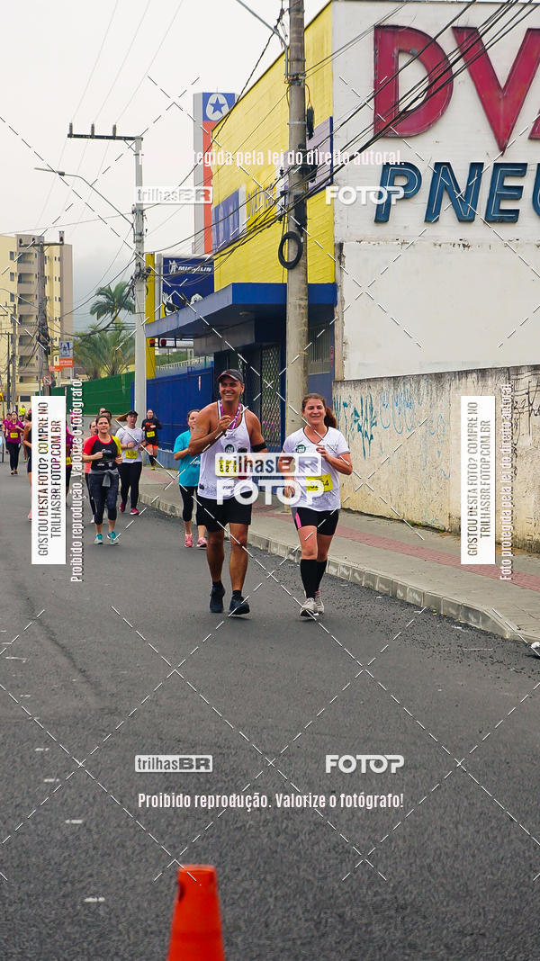 Buy your photos of the eventMeia Maratona de Blumenau on Fotop