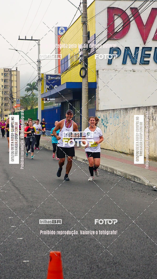 Buy your photos of the eventMeia Maratona de Blumenau on Fotop