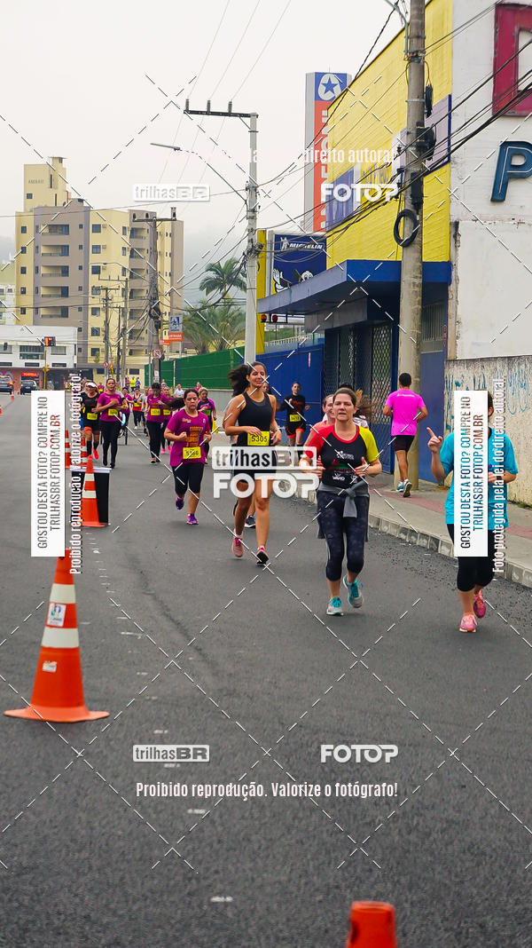 Buy your photos of the eventMeia Maratona de Blumenau on Fotop