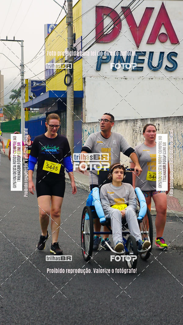 Buy your photos of the eventMeia Maratona de Blumenau on Fotop