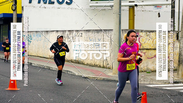 Buy your photos of the eventMeia Maratona de Blumenau on Fotop