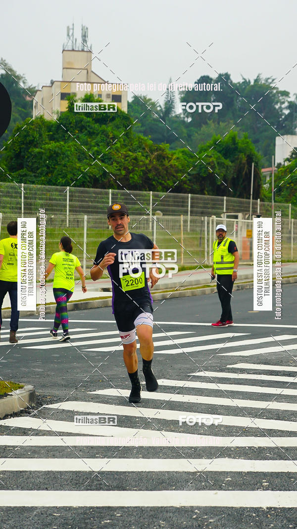 Buy your photos of the eventMeia Maratona de Blumenau on Fotop