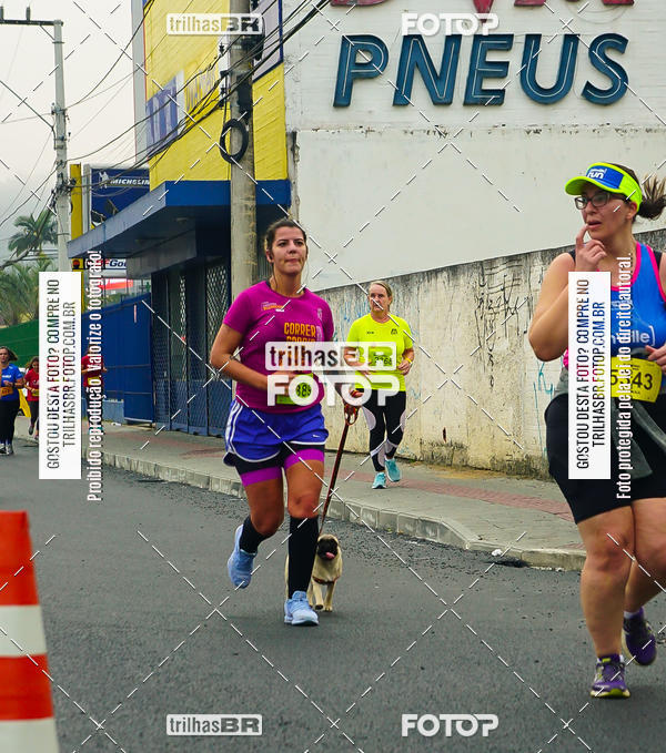 Buy your photos of the eventMeia Maratona de Blumenau on Fotop