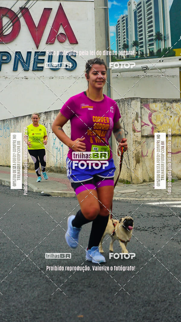 Buy your photos of the eventMeia Maratona de Blumenau on Fotop