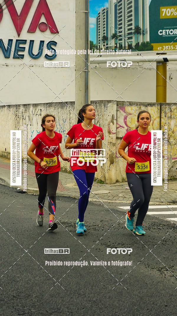 Buy your photos of the eventMeia Maratona de Blumenau on Fotop