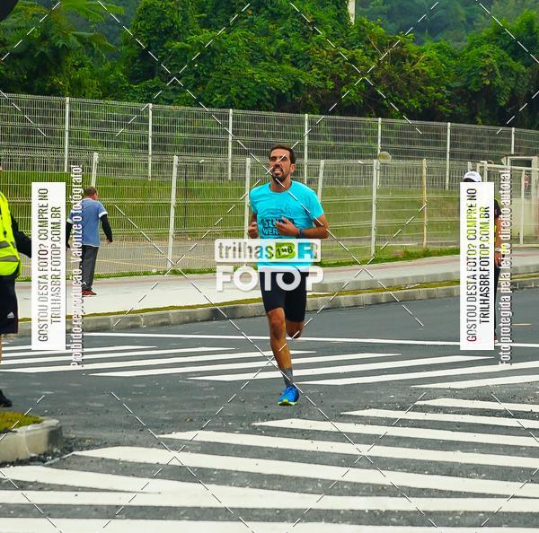 Buy your photos of the eventMeia Maratona de Blumenau on Fotop