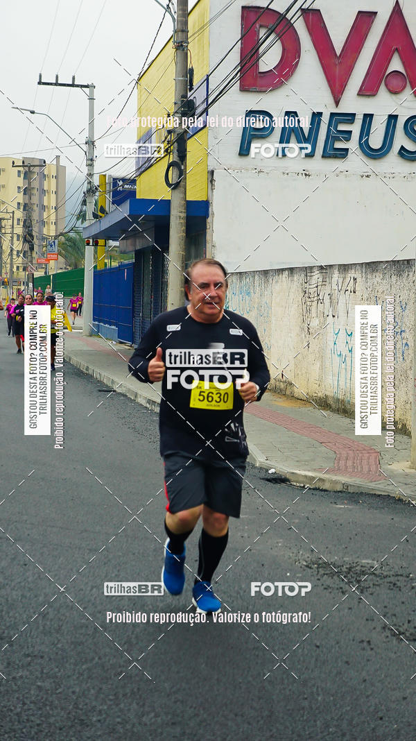 Buy your photos of the eventMeia Maratona de Blumenau on Fotop
