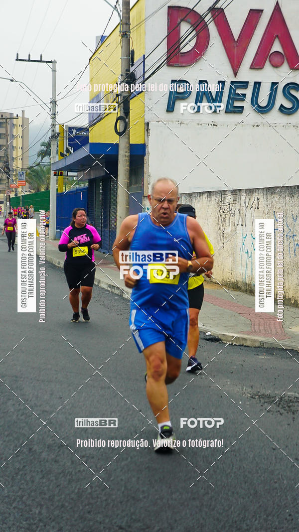 Buy your photos of the eventMeia Maratona de Blumenau on Fotop