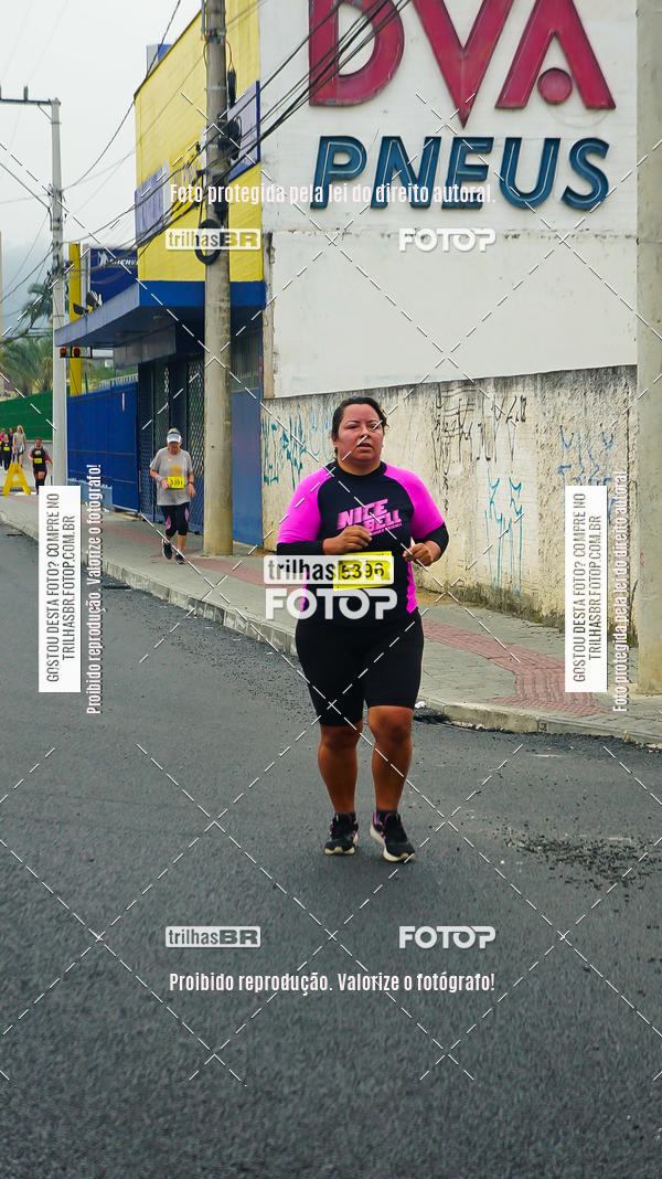 Buy your photos of the eventMeia Maratona de Blumenau on Fotop