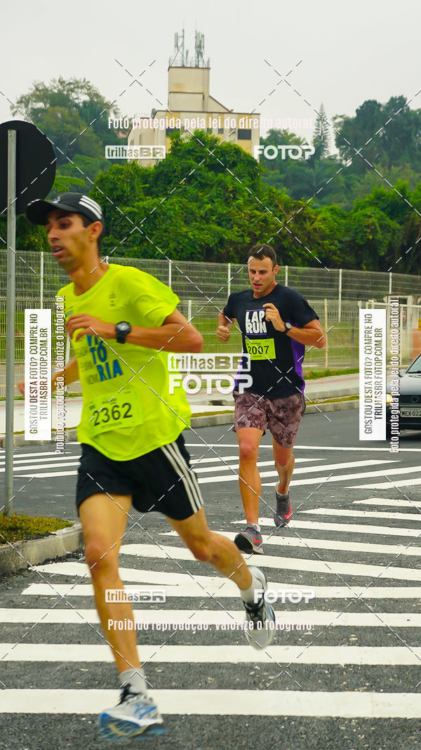 Buy your photos of the eventMeia Maratona de Blumenau on Fotop