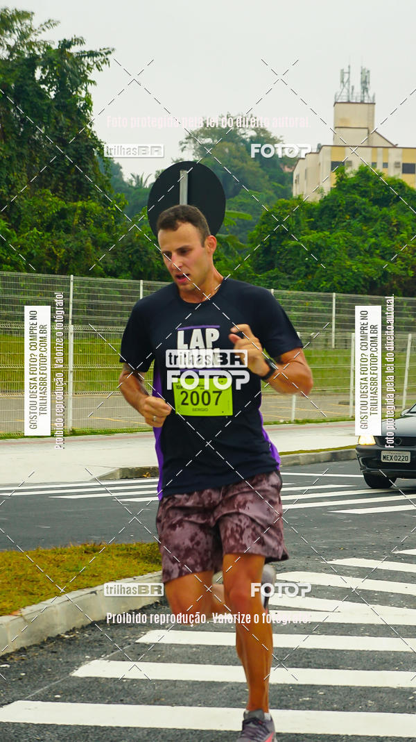 Buy your photos of the eventMeia Maratona de Blumenau on Fotop