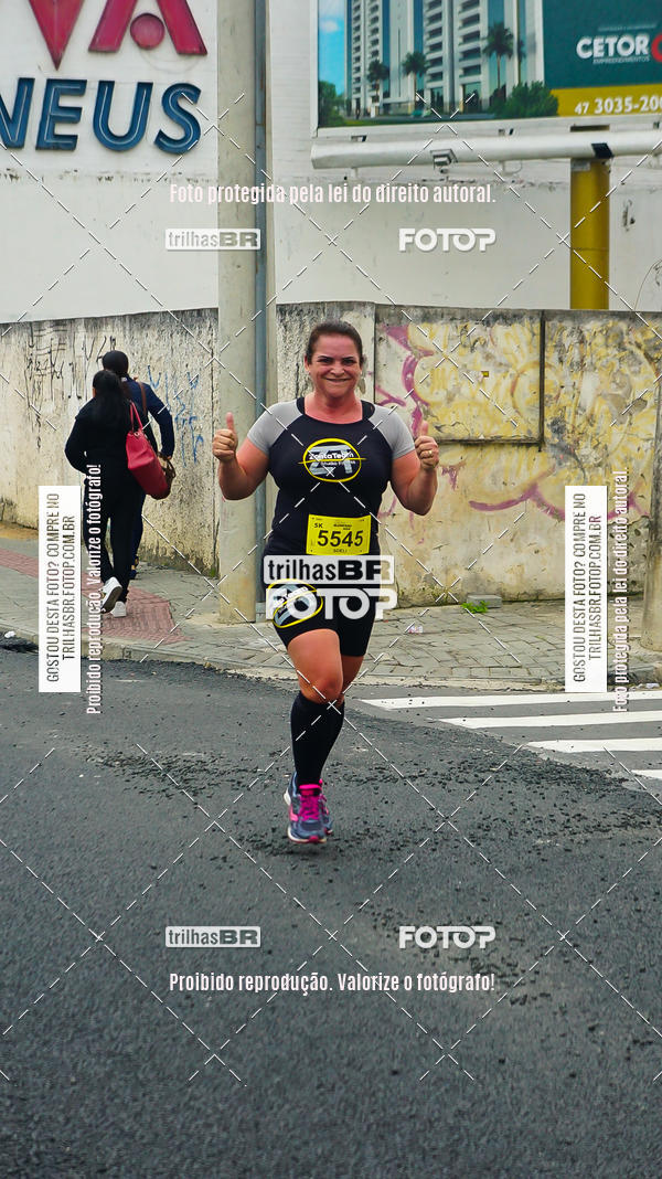 Buy your photos of the eventMeia Maratona de Blumenau on Fotop