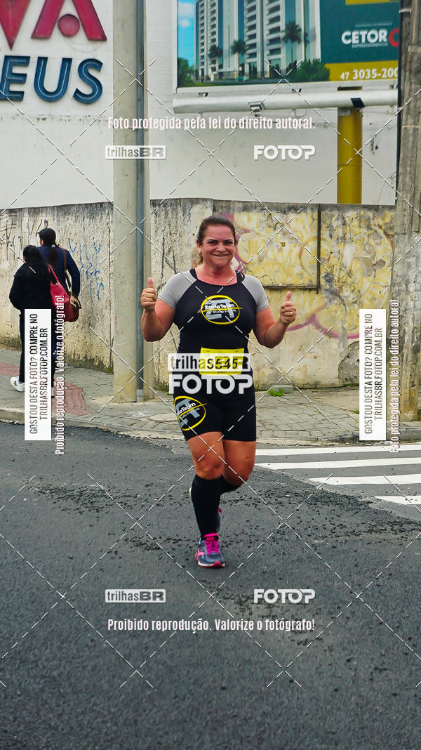 Buy your photos of the eventMeia Maratona de Blumenau on Fotop