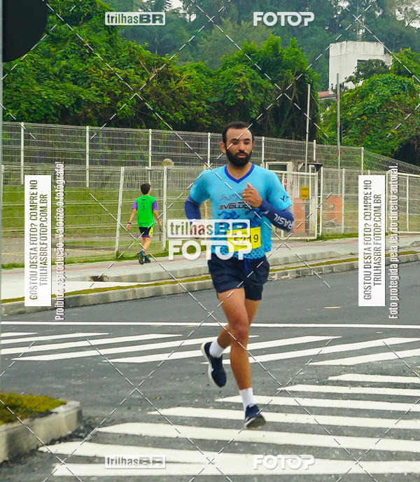 Buy your photos of the eventMeia Maratona de Blumenau on Fotop
