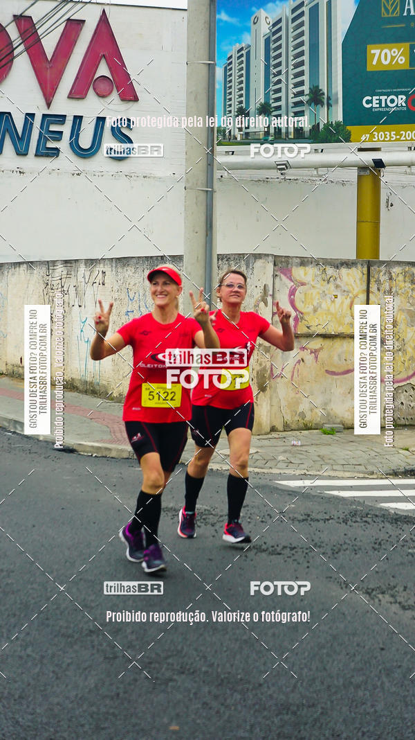 Buy your photos of the eventMeia Maratona de Blumenau on Fotop