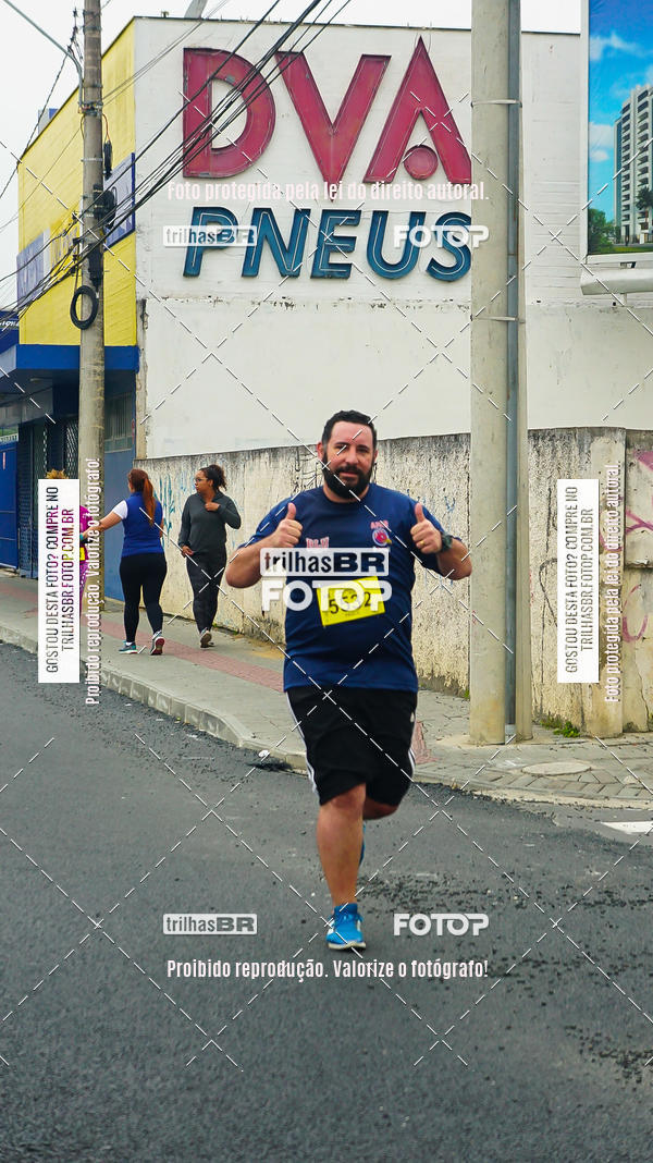 Buy your photos of the eventMeia Maratona de Blumenau on Fotop