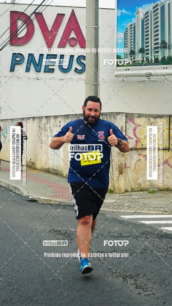 Buy your photos of the eventMeia Maratona de Blumenau on Fotop