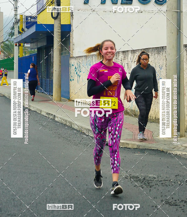 Buy your photos of the eventMeia Maratona de Blumenau on Fotop