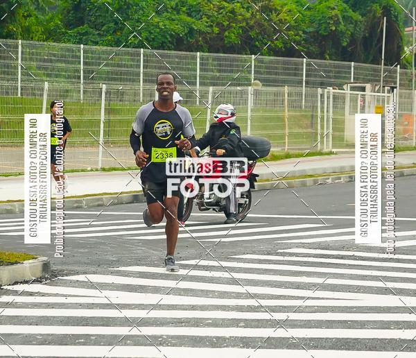 Buy your photos of the eventMeia Maratona de Blumenau on Fotop