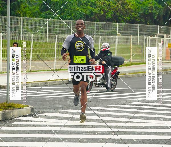Buy your photos of the eventMeia Maratona de Blumenau on Fotop
