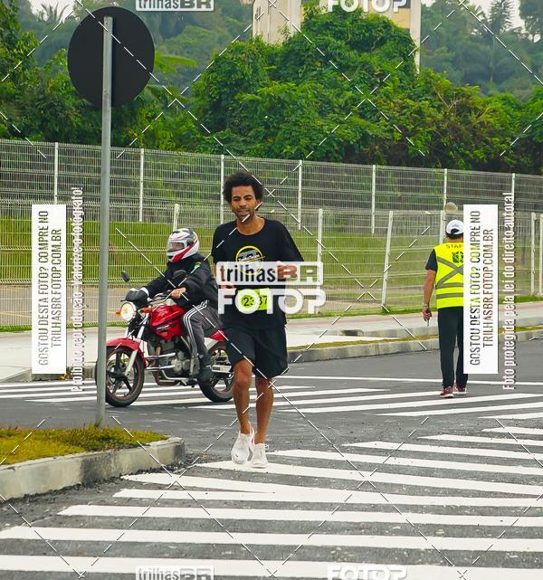 Buy your photos of the eventMeia Maratona de Blumenau on Fotop