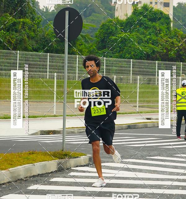 Buy your photos of the eventMeia Maratona de Blumenau on Fotop