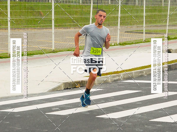 Buy your photos of the eventMeia Maratona de Blumenau on Fotop