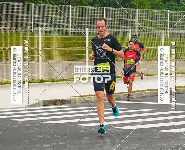 Buy your photos of the eventMeia Maratona de Blumenau on Fotop