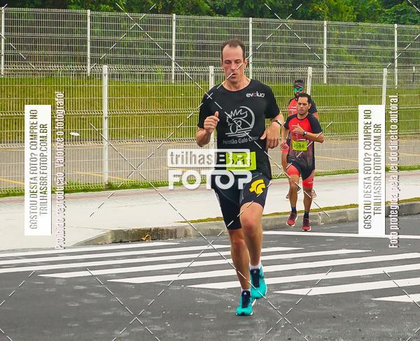 Buy your photos of the eventMeia Maratona de Blumenau on Fotop