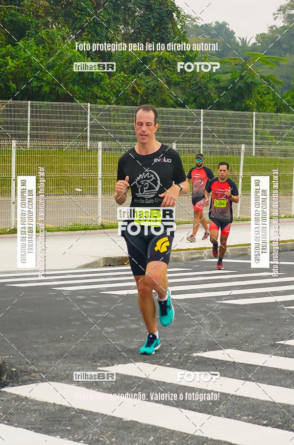 Buy your photos of the eventMeia Maratona de Blumenau on Fotop