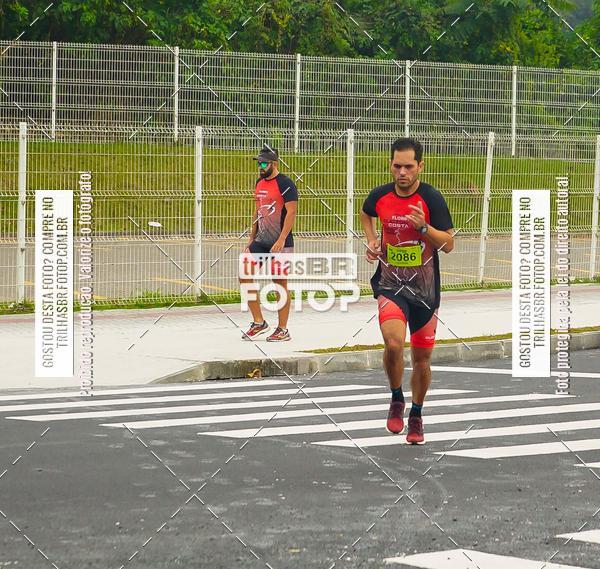 Buy your photos of the eventMeia Maratona de Blumenau on Fotop