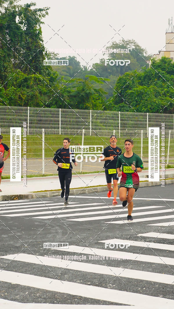 Buy your photos of the eventMeia Maratona de Blumenau on Fotop