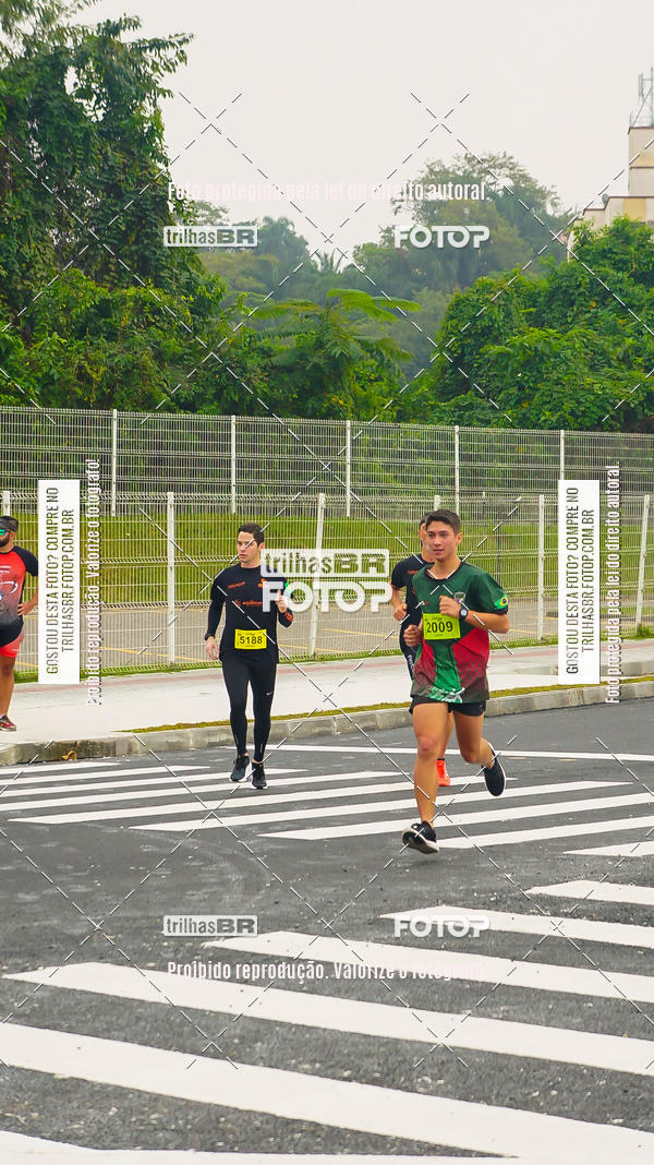 Buy your photos of the eventMeia Maratona de Blumenau on Fotop